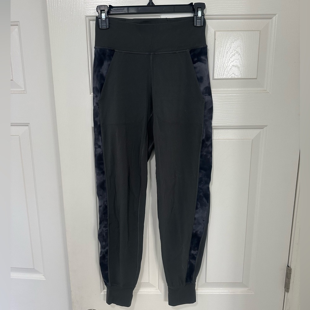 lululemon athletica Align Joggers